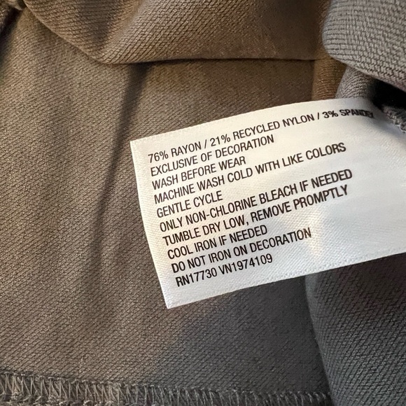 Gray Mini Skirt - Picture 5 of 5